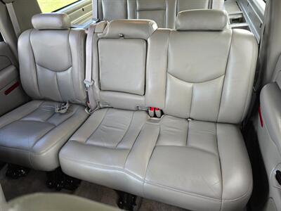 2005 Chevrolet Suburban 1500 LT 5.3l 4x4 1OWNER NEW TIRES CLEAN CARFAX!!   - Photo 45 - Woodward, OK 73801