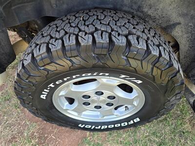 2005 Chevrolet Suburban 1500 LT 5.3l 4x4 1OWNER NEW TIRES CLEAN CARFAX!!   - Photo 62 - Woodward, OK 73801