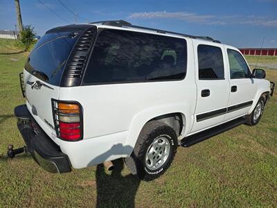 2005 Chevrolet Suburban 1500 LT 5.3l 4x4 1OWNER NEW TIRES CLEAN CARFAX!!   - Photo 5 - Woodward, OK 73801
