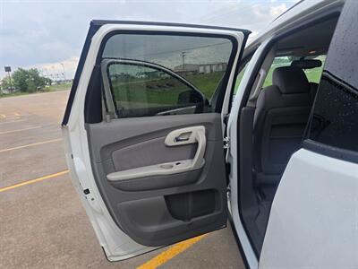 2010 Chevrolet Traverse 79K 1OWNER RUNS&DRIVES GREAT AC GOOD TIRE   - Photo 48 - Woodward, OK 73801