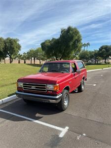 1990 Ford Bronco Custom 2dr Custom  EDDIE BAUER - Photo 2 - Scottsdale, AZ 85254
