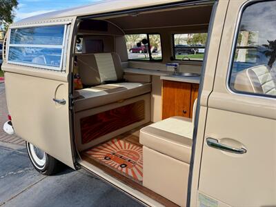 1971 Volkswagen Microbus   - Photo 17 - Palm Springs, CA 92264