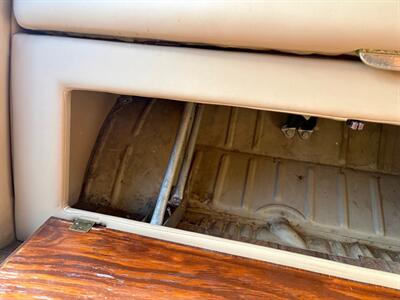 1971 Volkswagen Microbus   - Photo 27 - Palm Springs, CA 92264