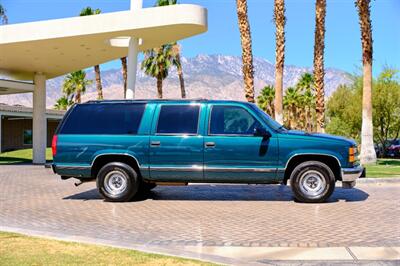 1997 GMC Suburban C1500 - Photo 2 - Palm Springs, CA 92264