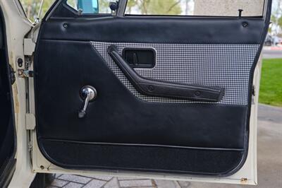 1971 Volvo 145 145 - Photo 19 - Palm Springs, CA 92264