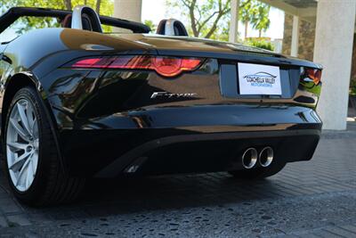 2020 Jaguar F-TYPE P340 - Photo 38 - Palm Springs, CA 92264