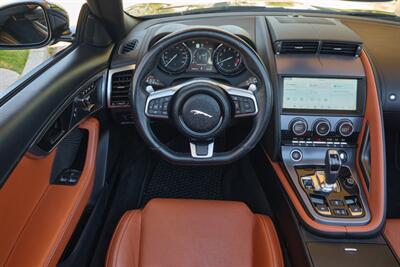 2020 Jaguar F-TYPE P340 - Photo 74 - Palm Springs, CA 92264