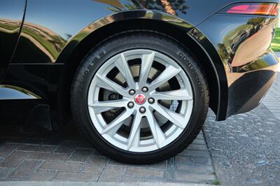 2020 Jaguar F-TYPE P340 - Photo 33 - Palm Springs, CA 92264