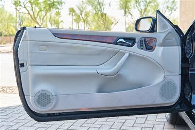 1999 Mercedes-Benz CLK 320   - Photo 43 - Palm Springs, CA 92264