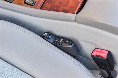 1999 Mercedes-Benz CLK 320   - Photo 53 - Palm Springs, CA 92264