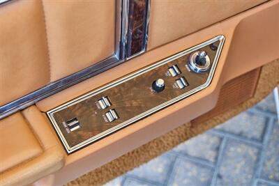 1978 Lincoln Mark V   - Photo 18 - Palm Springs, CA 92264