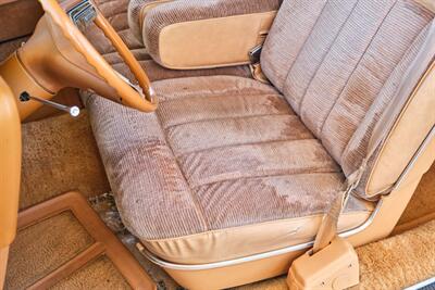 1978 Lincoln Mark V   - Photo 16 - Palm Springs, CA 92264