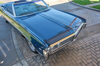 1969 Buick Electra 225   - Photo 15 - Palm Springs, CA 92262