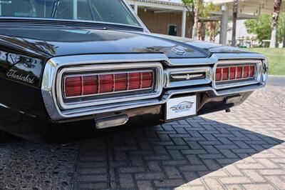 1965 Ford Thunderbird   - Photo 20 - Palm Springs, CA 92262