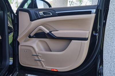 2016 Porsche Cayenne Diesel   - Photo 96 - Palm Springs, CA 92264