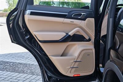 2016 Porsche Cayenne Diesel   - Photo 48 - Palm Springs, CA 92264