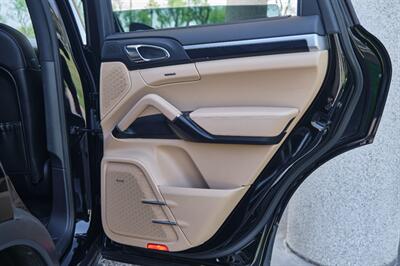 2016 Porsche Cayenne Diesel   - Photo 89 - Palm Springs, CA 92264
