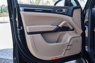 2016 Porsche Cayenne Diesel   - Photo 38 - Palm Springs, CA 92264