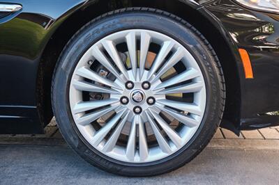 2012 Jaguar XK   - Photo 29 - Palm Springs, CA 92264