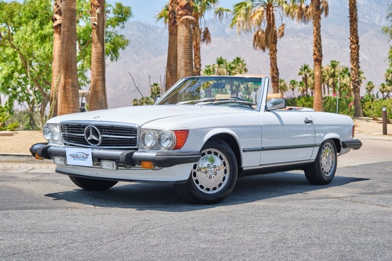 1988 Mercedes-Benz 560 SL - Photo 1 - Palm Springs, CA 92264