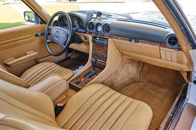 1988 Mercedes-Benz 560 SL   - Photo 10 - Palm Springs, CA 92264