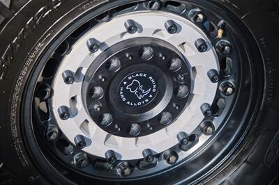 2018 Jeep Wrangler JK Unlimited Sport S   - Photo 18 - Palm Springs, CA 92264