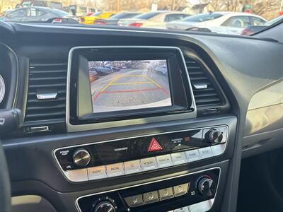 2019 Hyundai SONATA SE   - Photo 18 - Topeka, KS 66608