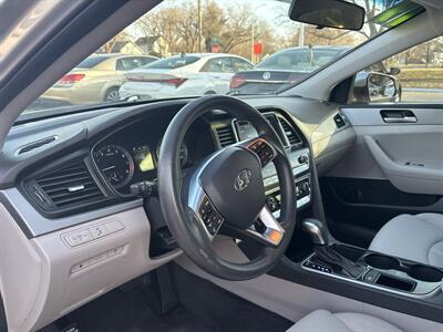2019 Hyundai SONATA SE   - Photo 13 - Topeka, KS 66608