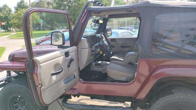 2003 Jeep Wrangler Sahara   - Photo 10 - Topeka, KS 66608
