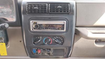 2003 Jeep Wrangler Sahara   - Photo 16 - Topeka, KS 66608