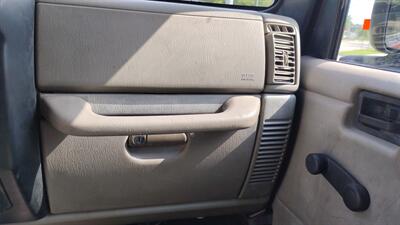 2003 Jeep Wrangler Sahara   - Photo 17 - Topeka, KS 66608