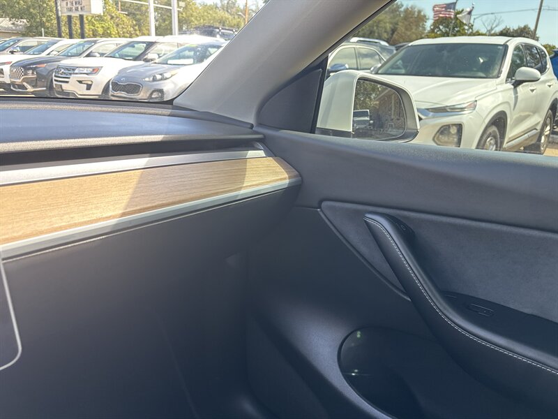 2021 Tesla Model Y Performance   - Photo 22 - Topeka, KS 66608