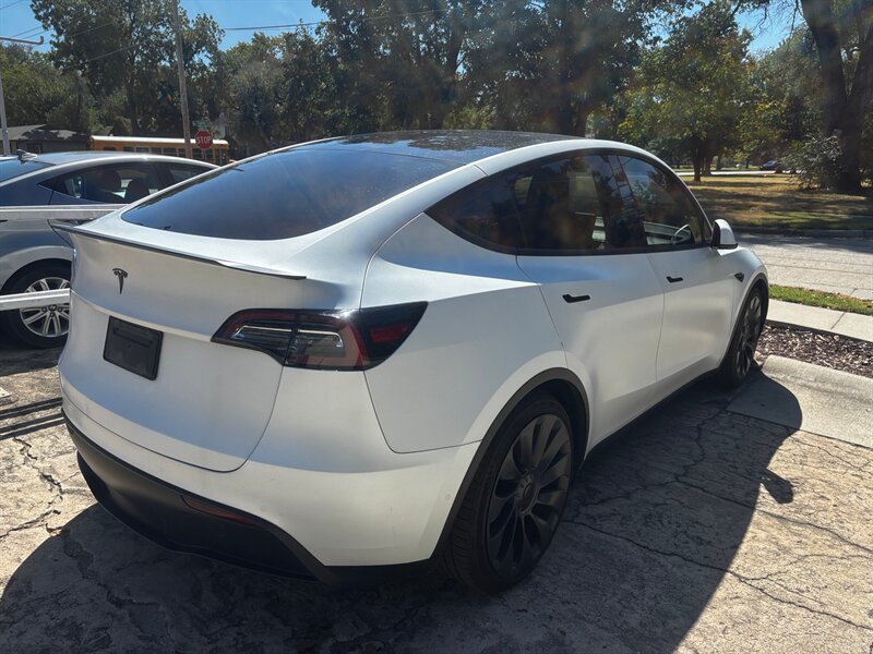 2021 Tesla Model Y Performance   - Photo 4 - Topeka, KS 66608