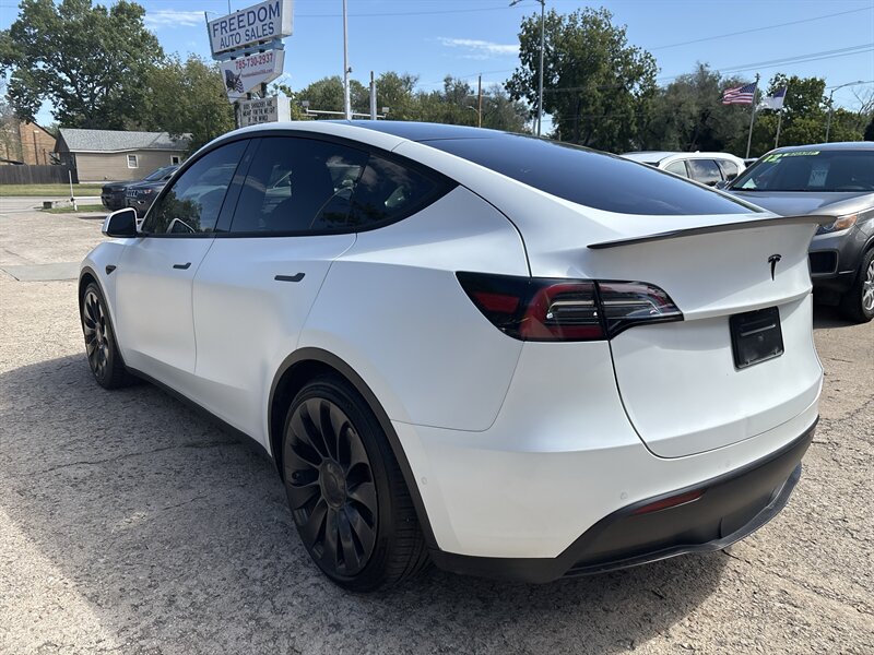2021 Tesla Model Y Performance   - Photo 3 - Topeka, KS 66608