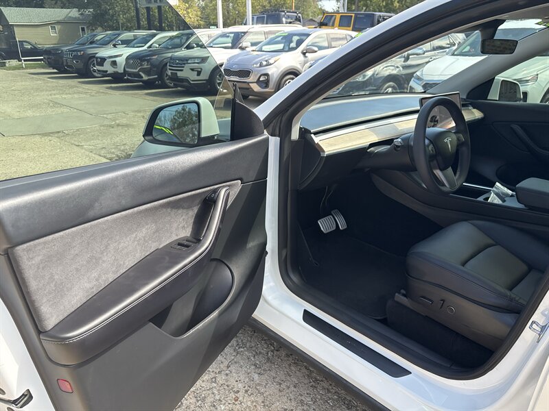 2021 Tesla Model Y Performance   - Photo 13 - Topeka, KS 66608