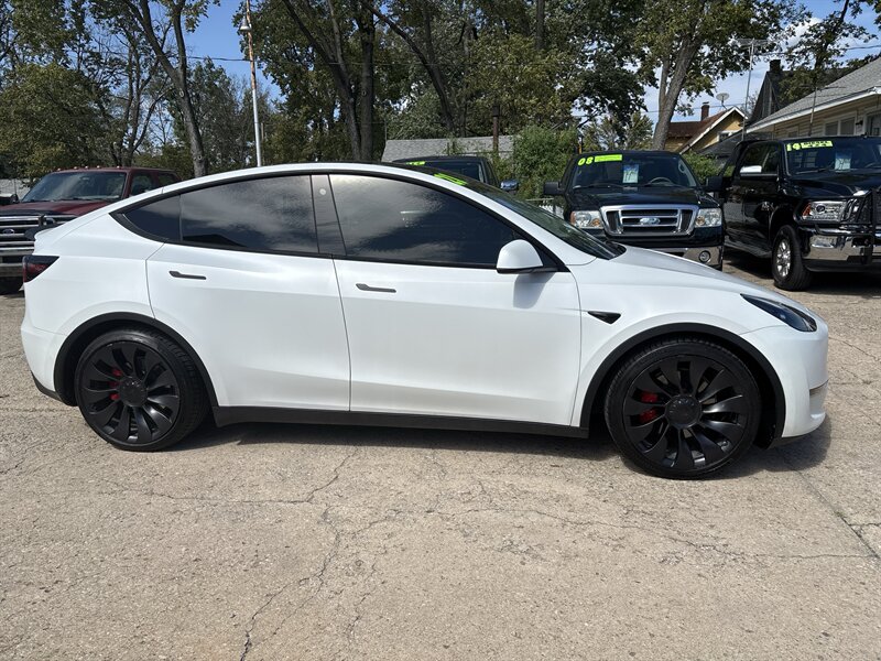 2021 Tesla Model Y Performance   - Photo 6 - Topeka, KS 66608