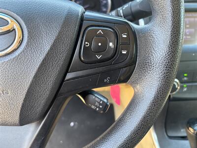 2016 Toyota Camry LE   - Photo 19 - Topeka, KS 66608