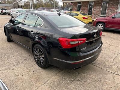 2014 Kia Cadenza Limited   - Photo 2 - Topeka, KS 66608