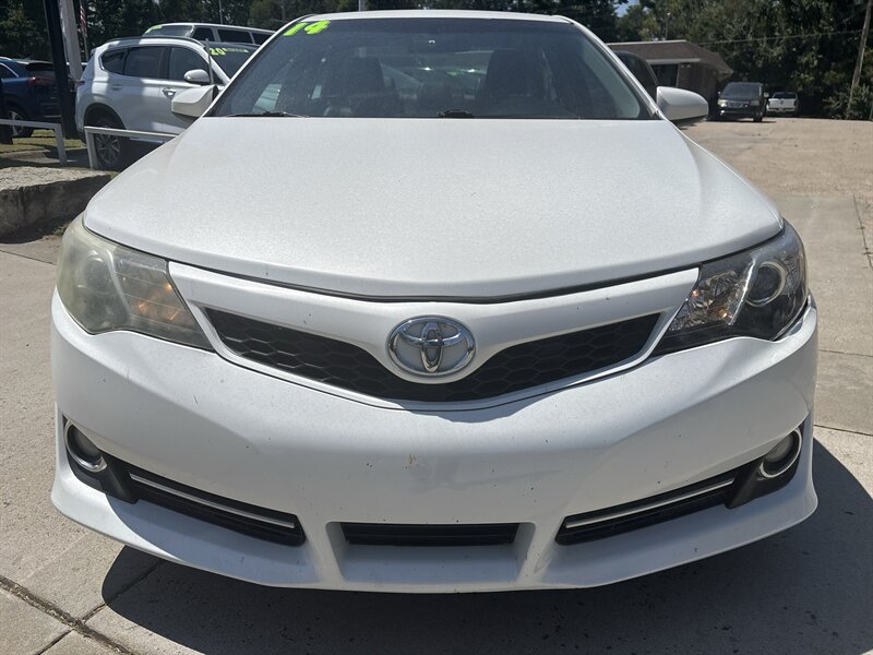 2014 Toyota Camry LE   - Photo 8 - Topeka, KS 66608