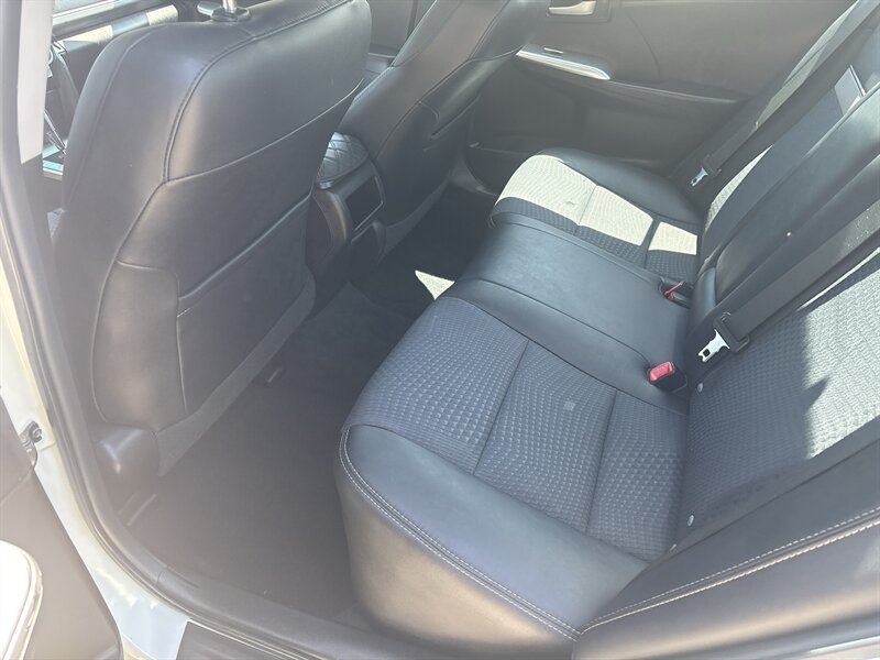 2014 Toyota Camry LE   - Photo 22 - Topeka, KS 66608