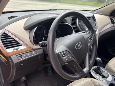 2013 Hyundai Santa Fe 2.4L   - Photo 12 - Topeka, KS 66608