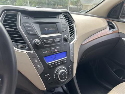 2013 Hyundai Santa Fe 2.4L   - Photo 13 - Topeka, KS 66608