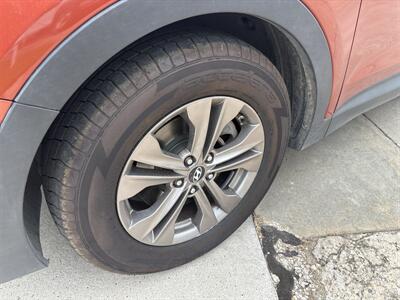 2013 Hyundai Santa Fe 2.4L   - Photo 8 - Topeka, KS 66608