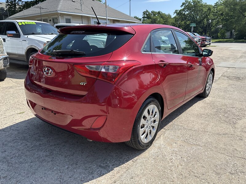 2017 Hyundai ELANTRA GT - Photo 5 - Topeka, KS 66608