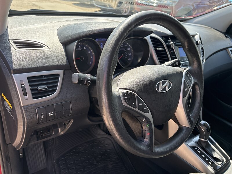 2017 Hyundai ELANTRA GT - Photo 13 - Topeka, KS 66608