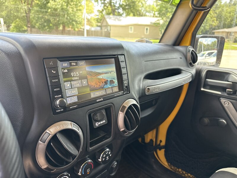 2015 Jeep Wrangler Unlimited Sport   - Photo 12 - Topeka, KS 66608