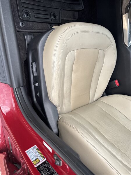 2011 Kia Optima EX Turbo   - Photo 11 - Topeka, KS 66608