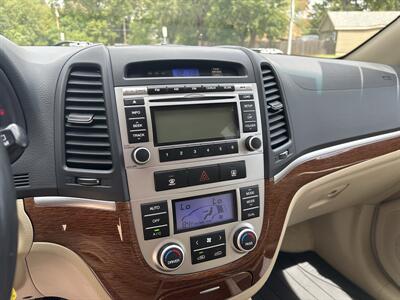 2009 Hyundai SANTA FE Limited   - Photo 19 - Topeka, KS 66608