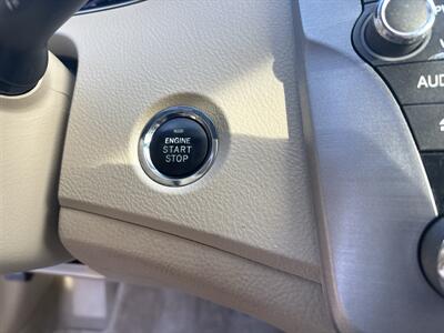 2012 Toyota Avalon   - Photo 19 - Topeka, KS 66608