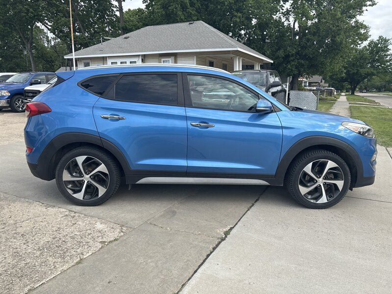 2018 Hyundai TUCSON Value - Photo 8 - Topeka, KS 66608
